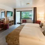 Отель Western Schwarzwald Residenz Триберг