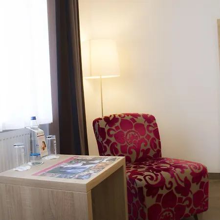 Western Schwarzwald Residenz 3* טריברג