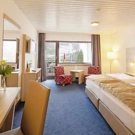 מלון Western Schwarzwald Residenz טריברג